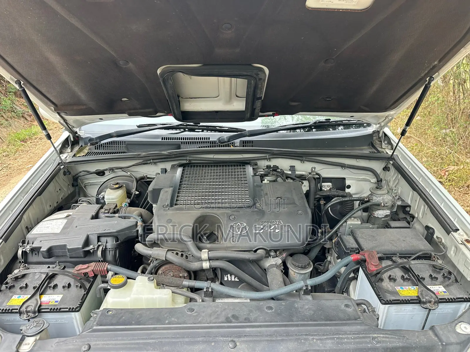 Toyota Land Cruiser Prado 2006 White