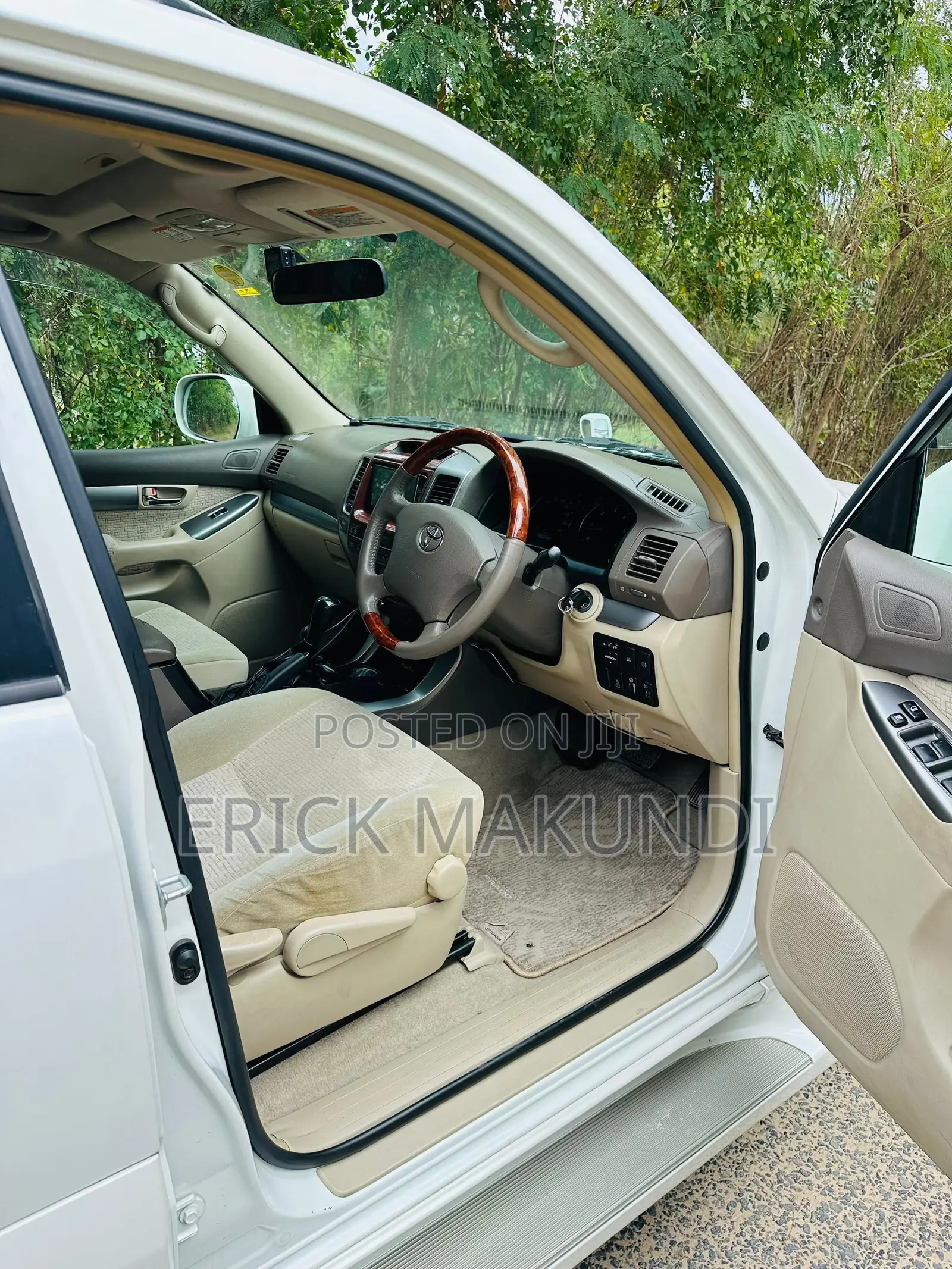 Toyota Land Cruiser Prado 2006 White