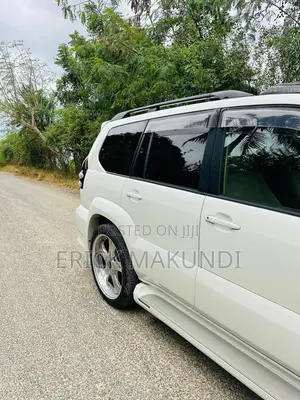 Toyota Land Cruiser Prado 2006 White