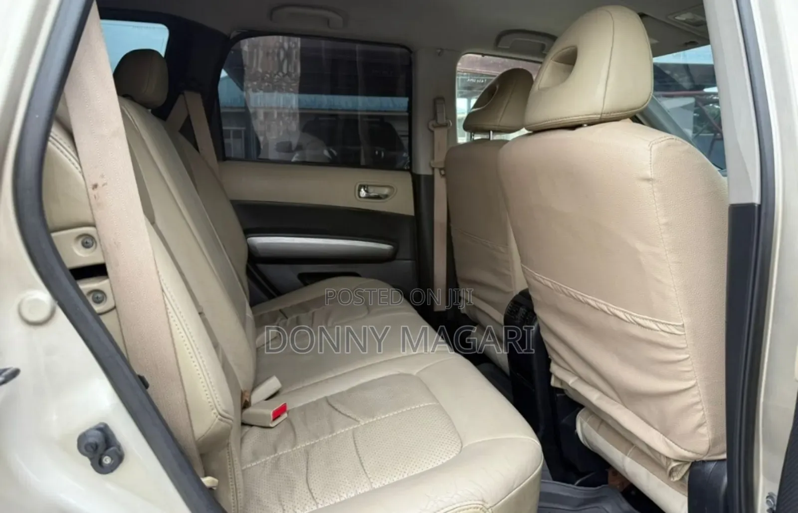 Nissan X-Trail 2010 Gold