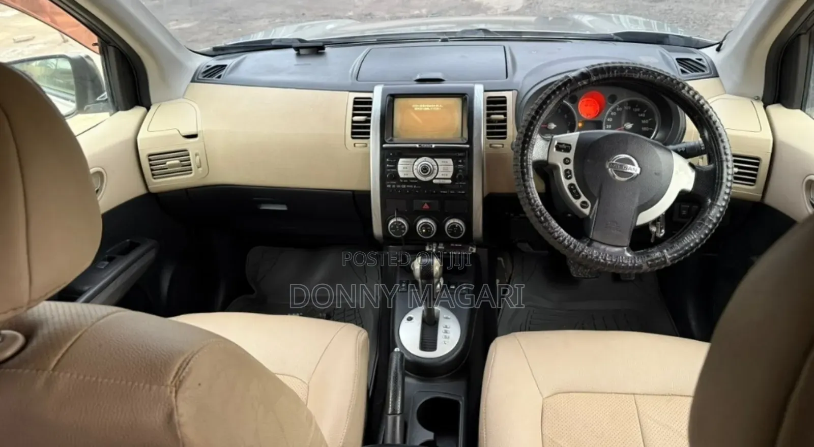 Nissan X-Trail 2010 Gold