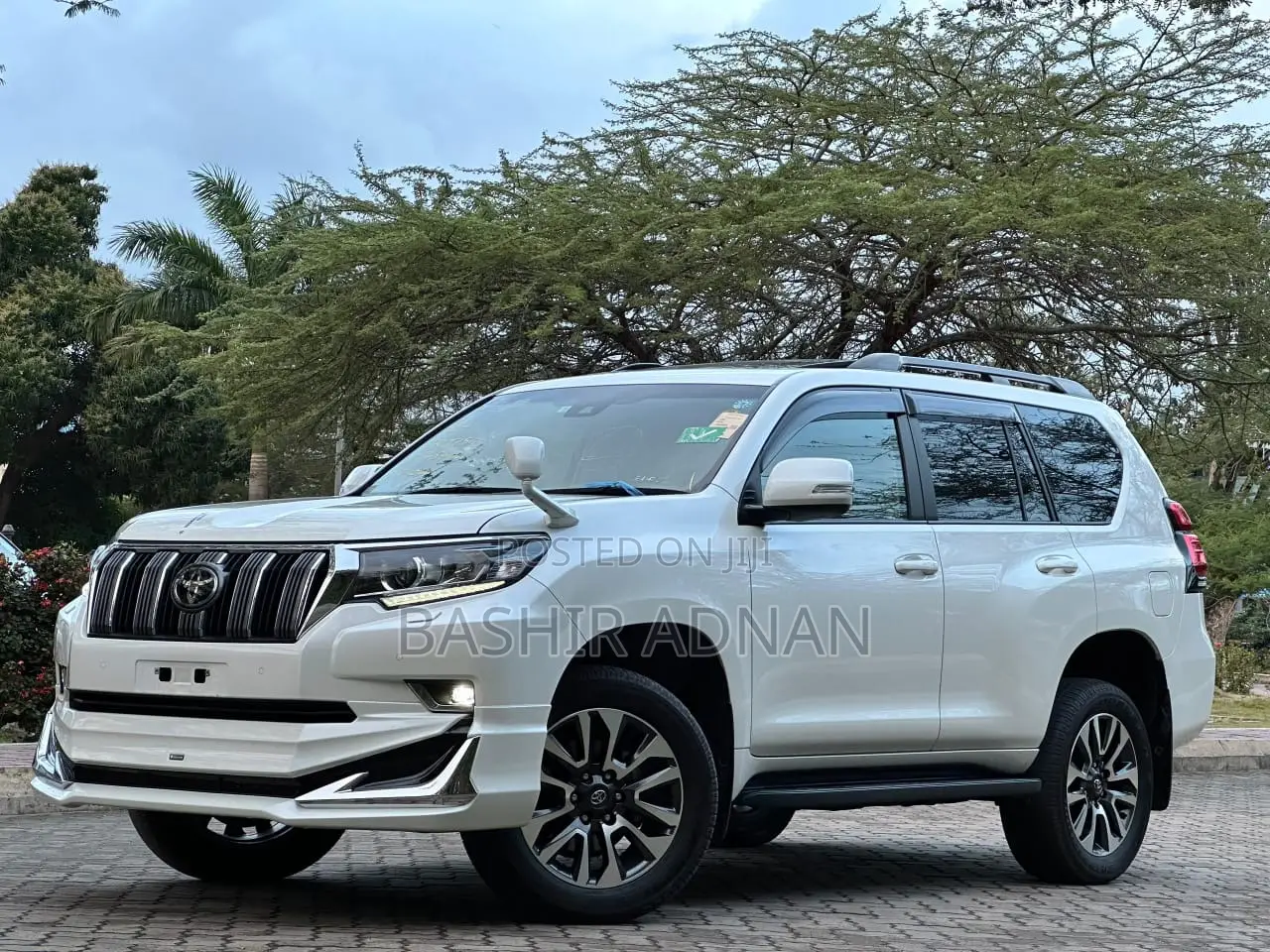 Toyota Land Cruiser Prado 2.7 2022 White