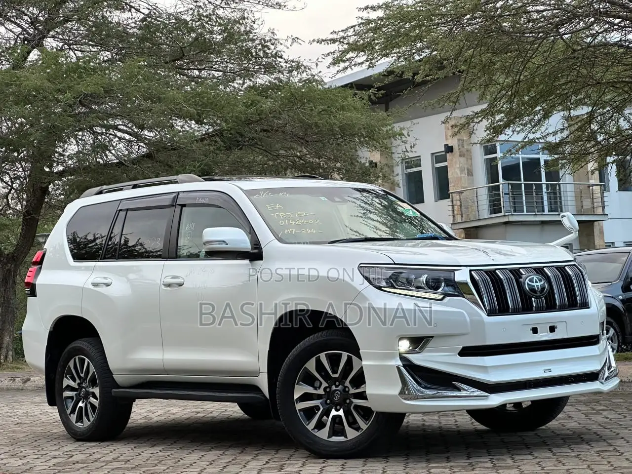 Toyota Land Cruiser Prado 2.7 2022 White