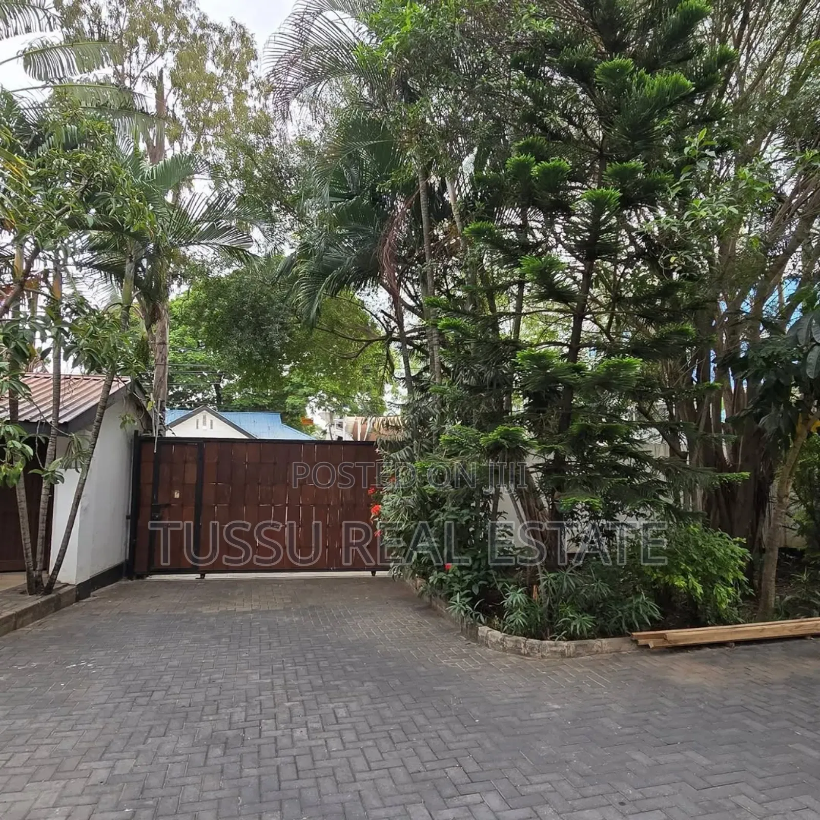 Mini Flat in Mikocheni, Kinondoni for sale