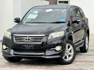 Toyota Vanguard 2010 Black