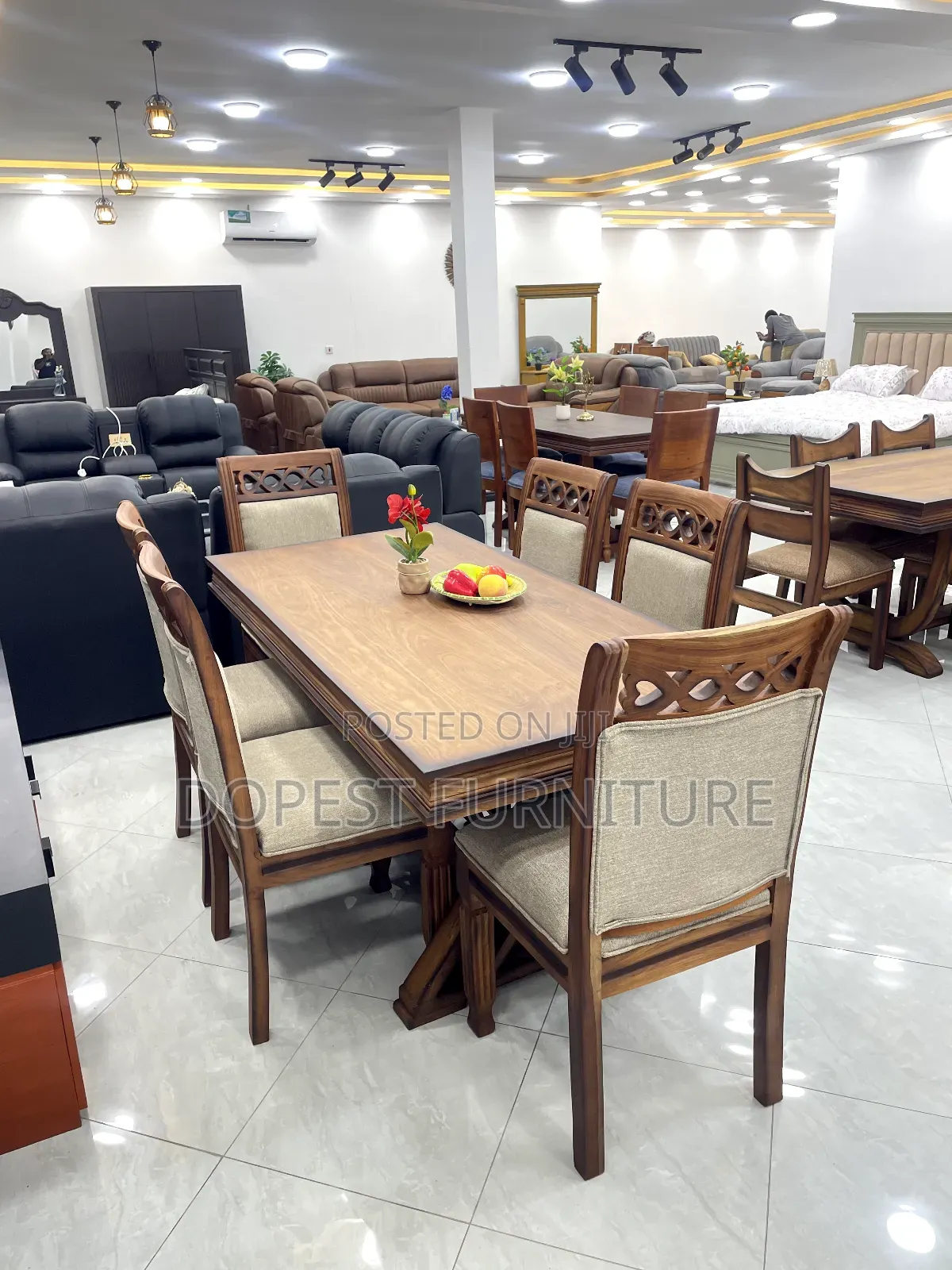 Dining Tabl 6 Chairs
