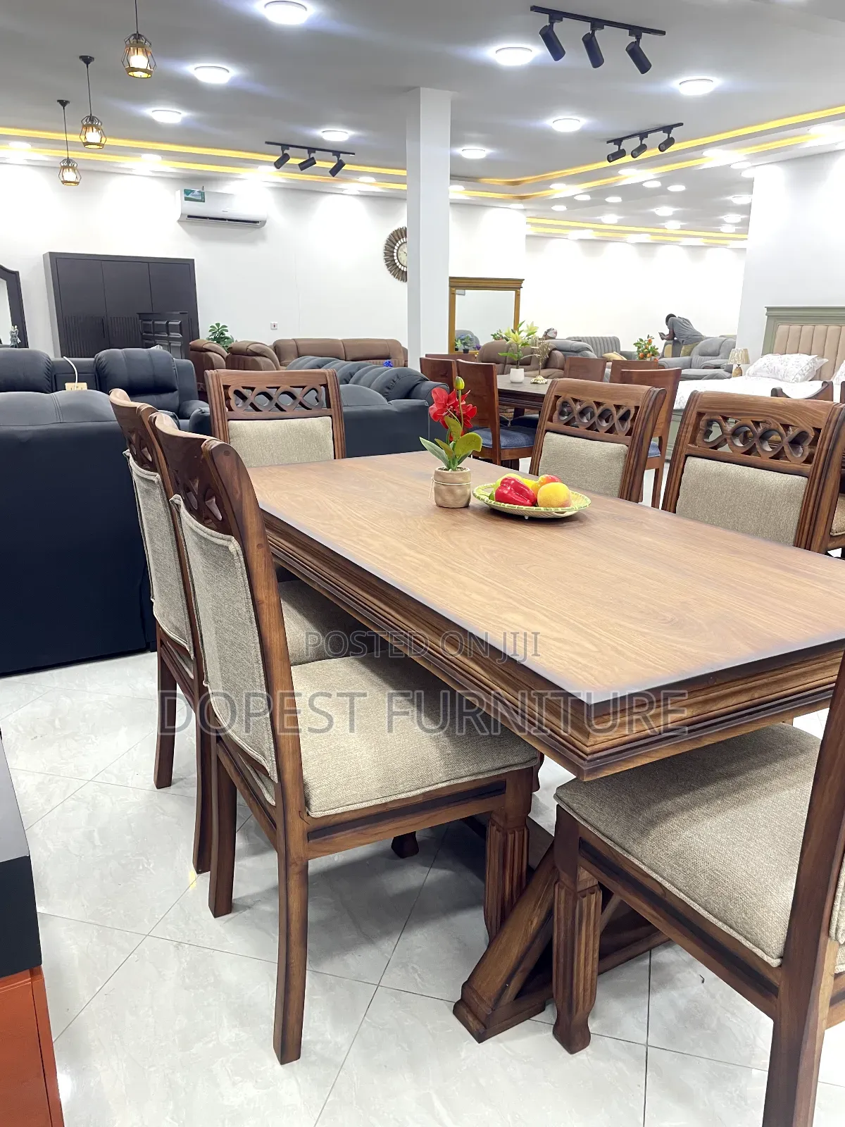 Dining Tabl 6 Chairs