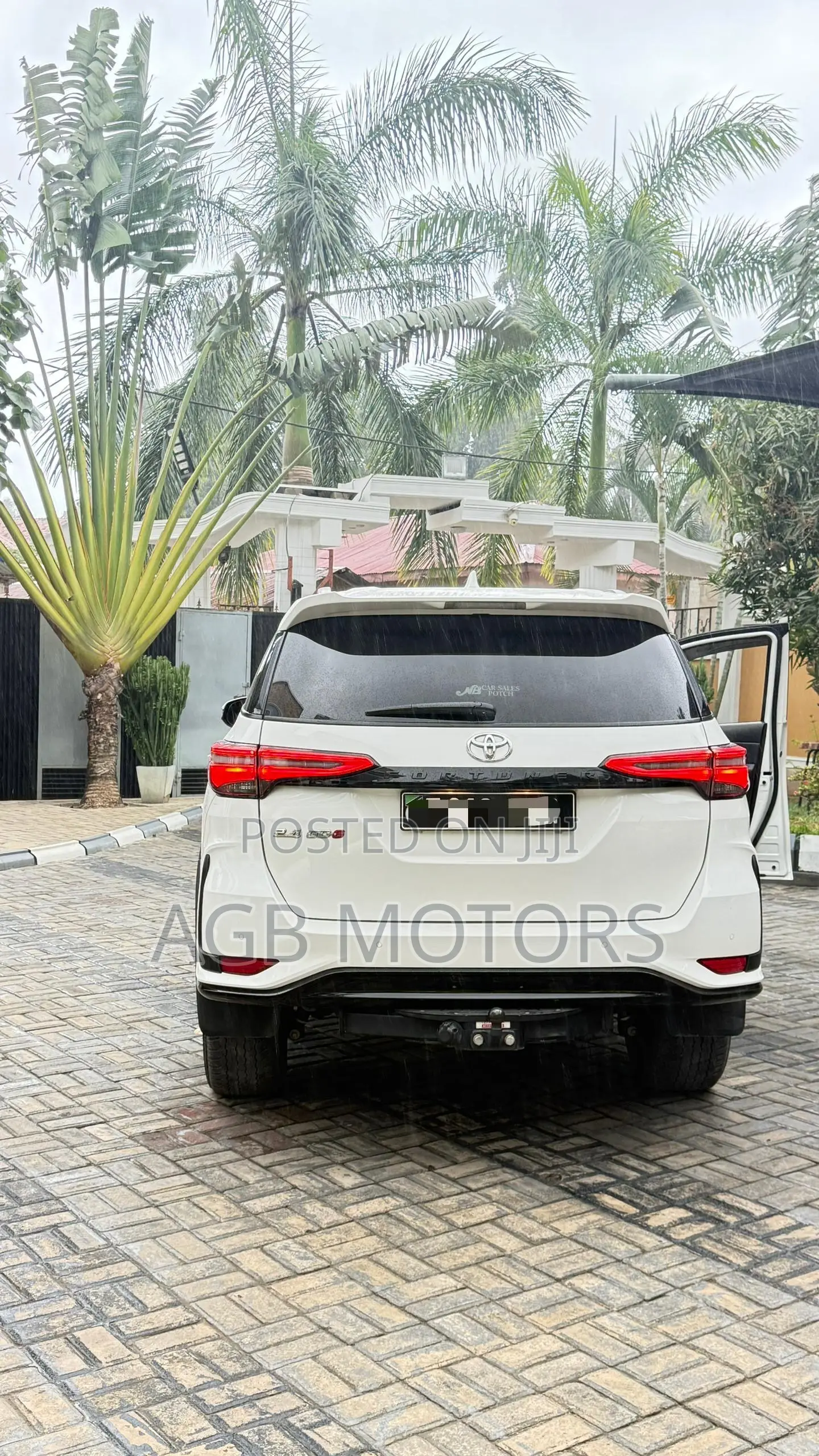 New Toyota Fortuner 2023 White