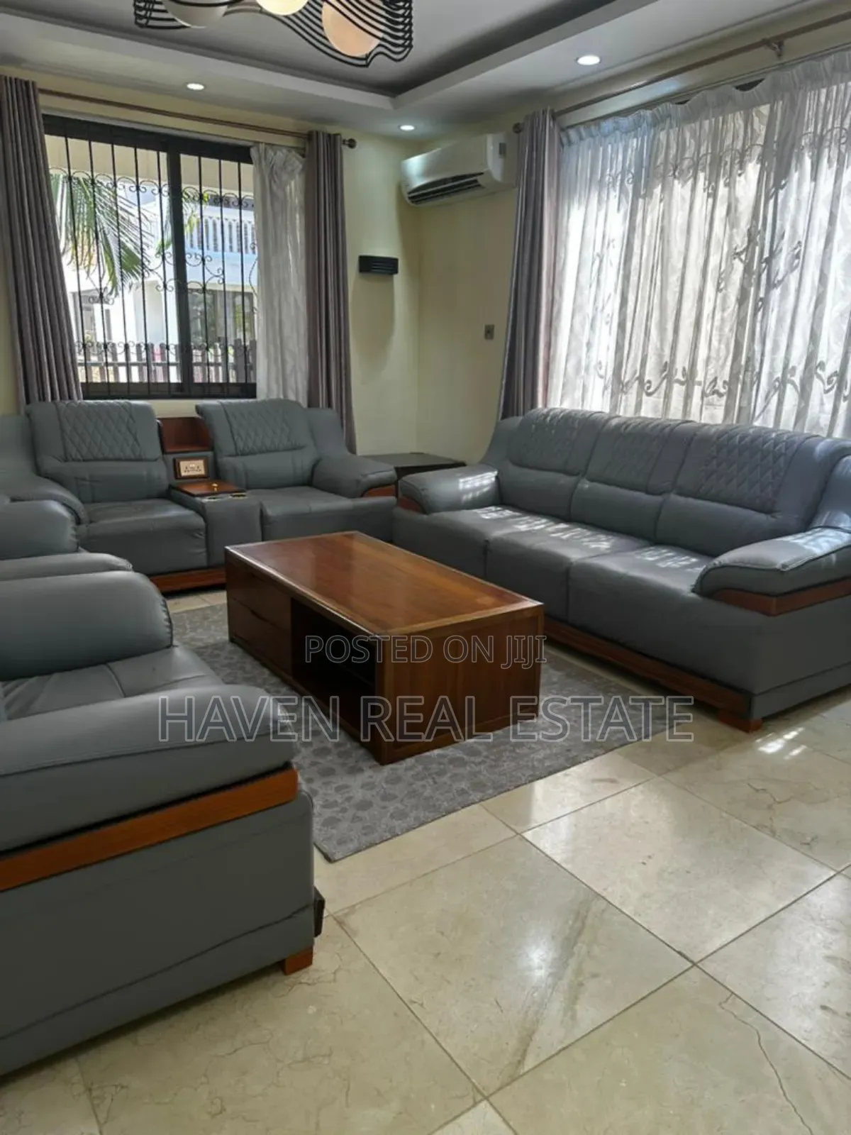 4bdrm Villa in Masaki for rent