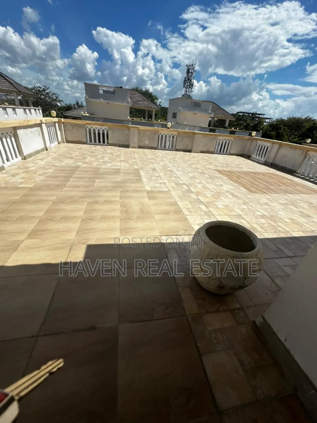 4bdrm Villa in Masaki for rent
