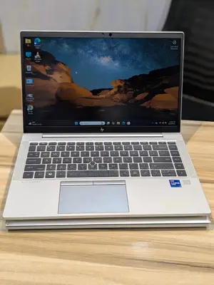 New Laptop HP EliteBook 840 G8 16GB Intel Core I7 SSD 512GB