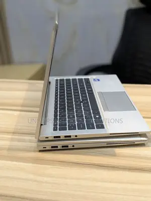 New Laptop HP EliteBook 840 G8 16GB Intel Core I7 SSD 512GB