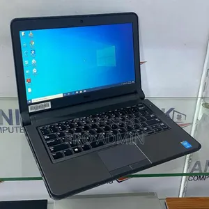 Laptop Dell Latitude 3350 4GB Intel Core i5 HDD 500GB
