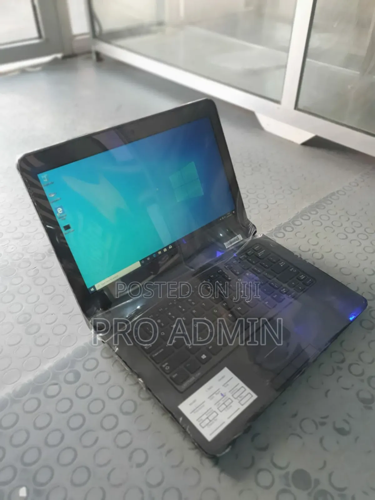 Laptop Dell Latitude 3350 4GB Intel Core i5 HDD 500GB