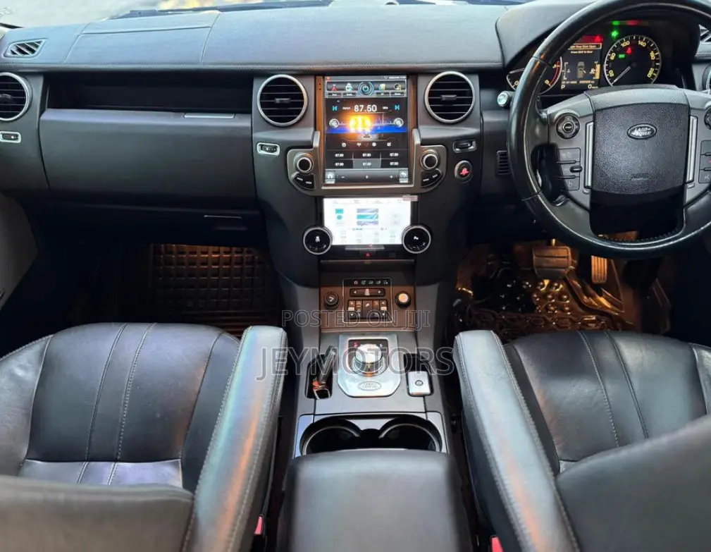 Land Rover Discovery 2014 Gray