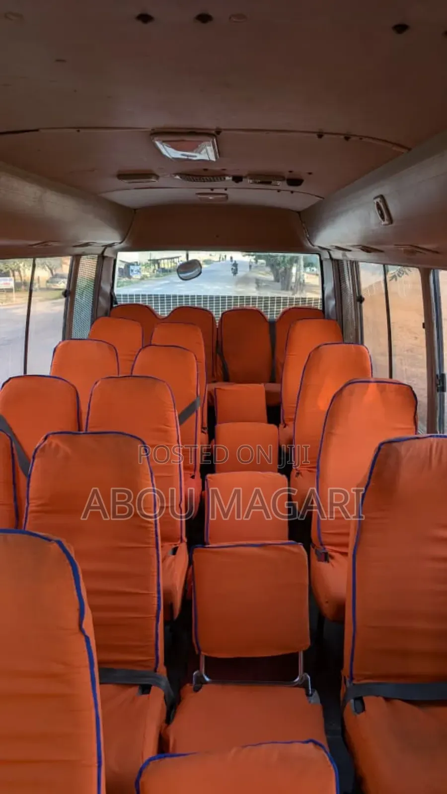 Toyota Coaster 2000 Beige