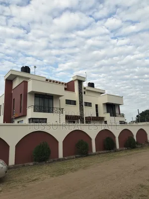 4bdrm House in Mbezibeach, Kinondoni for rent