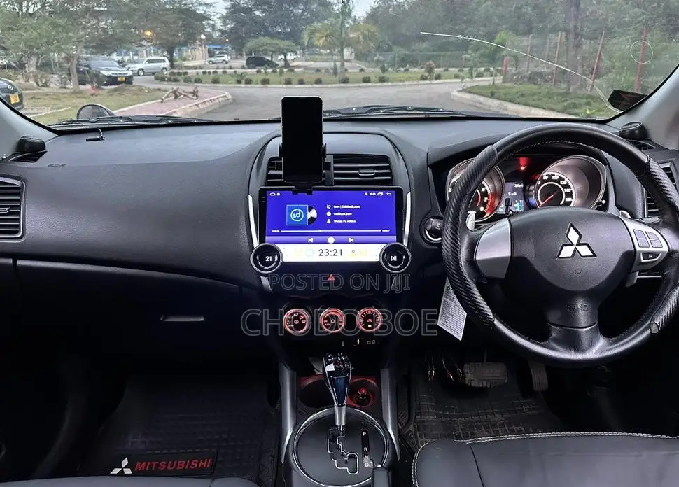 Mitsubishi RVR 2010 Brown