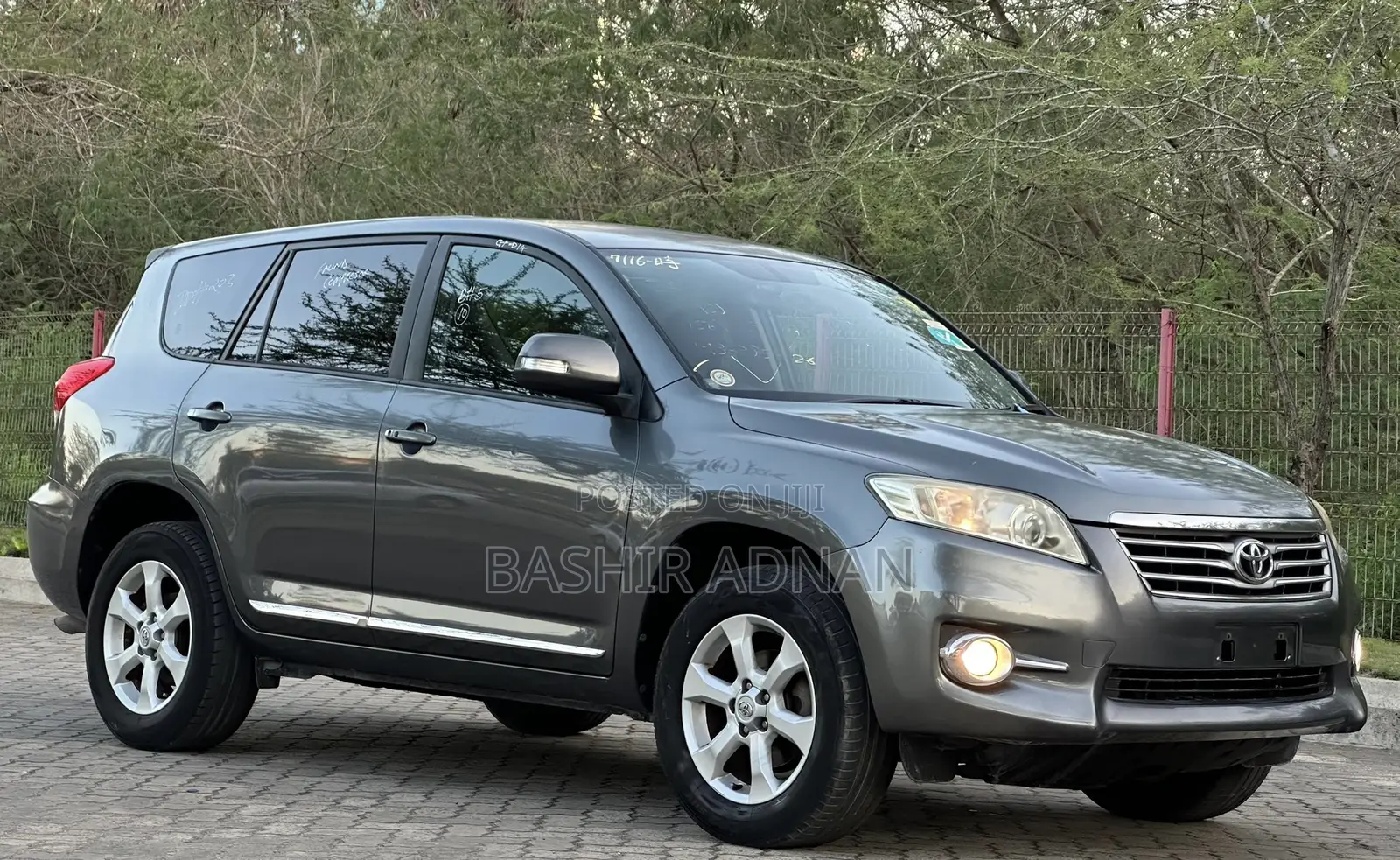 Toyota Vanguard 2010 Teal