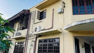 4bdrm House in Ada Estate for rent