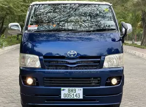 Toyota HiAce 2009 Blue