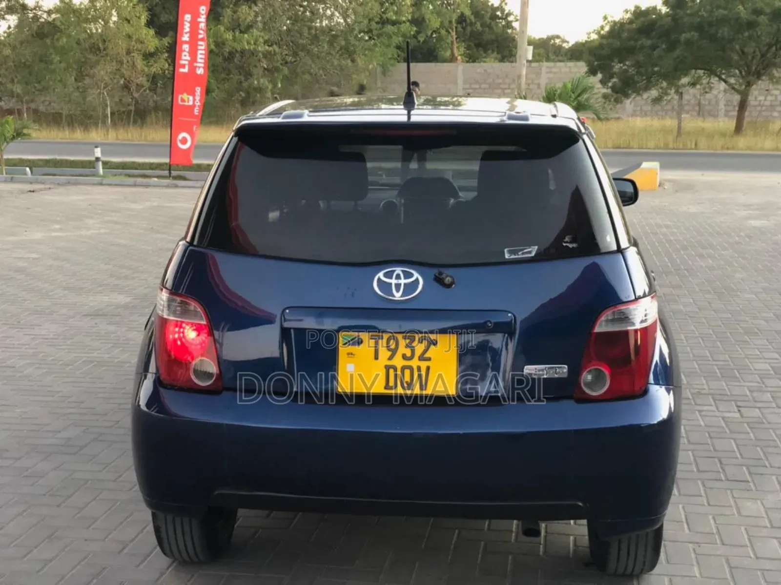 Toyota IST 2006 Blue