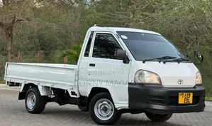 Toyota Lite-Ace 2005 White