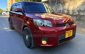 Toyota Corolla Rumion 2009 Red