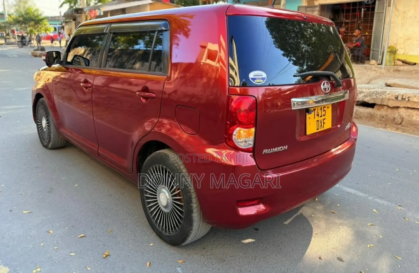 Toyota Corolla Rumion 2009 Red