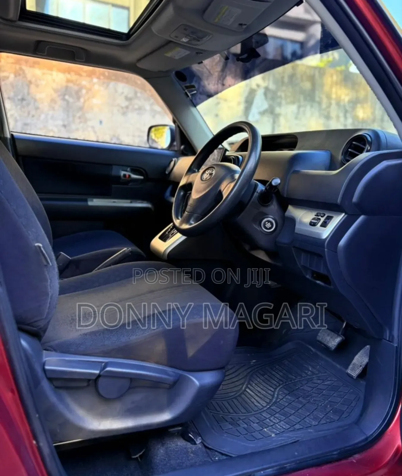 Toyota Corolla Rumion 2009 Red