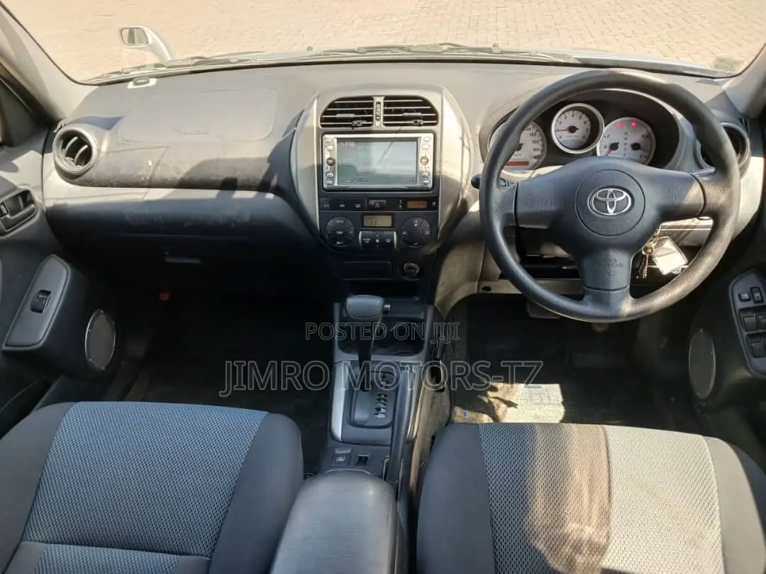 Toyota RAV4 2004 Silver