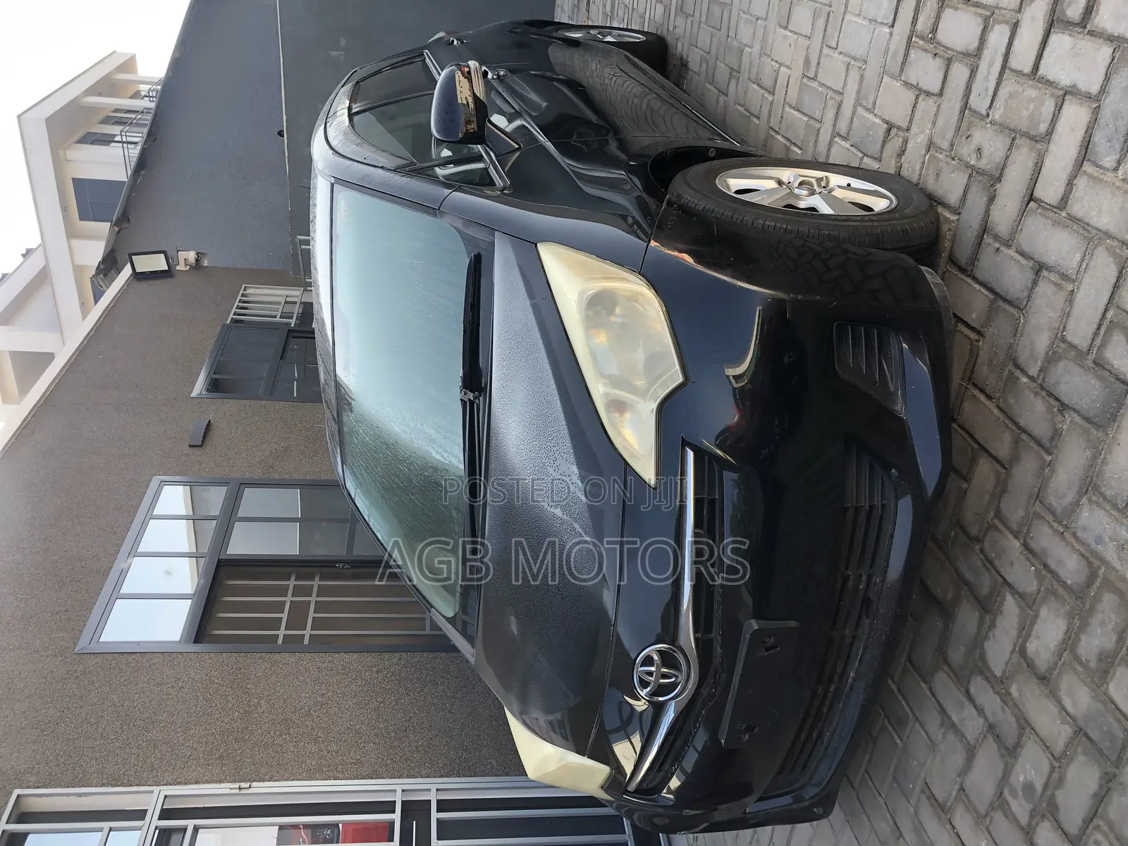 Toyota Ractis 2011 Black