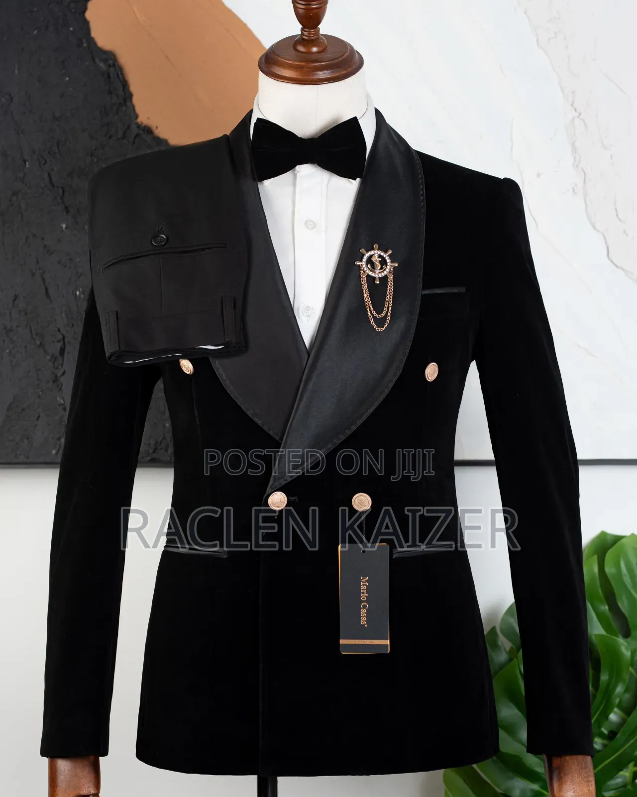 A Black Velvet Fabric Suit
