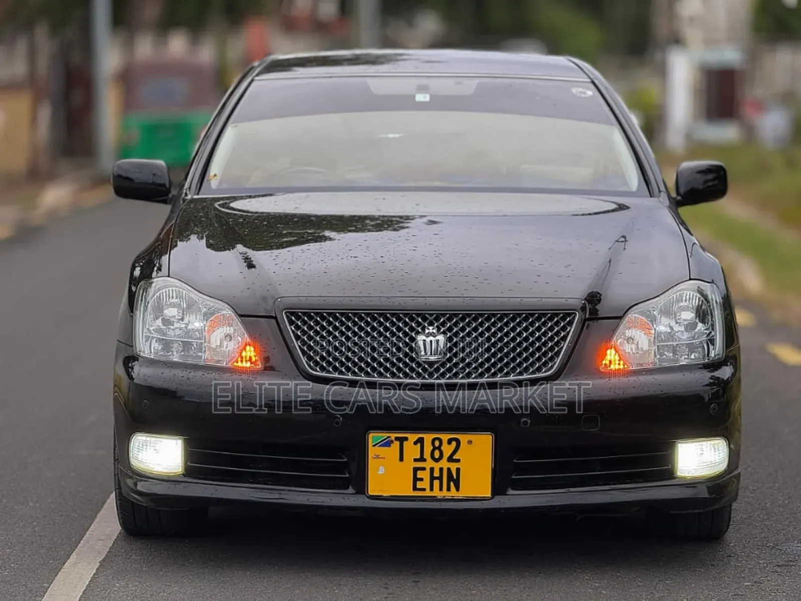 Toyota Crown Royale 2005 Black