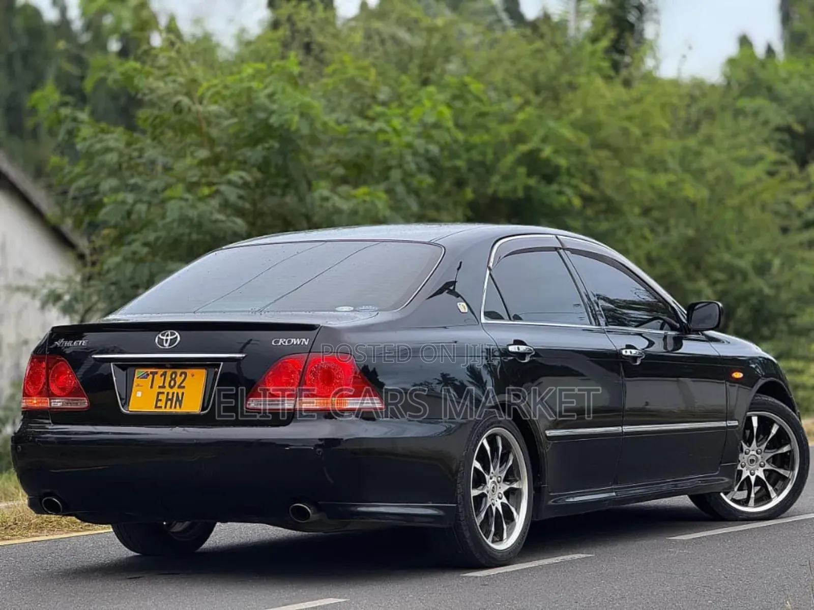 Toyota Crown Royale 2005 Black