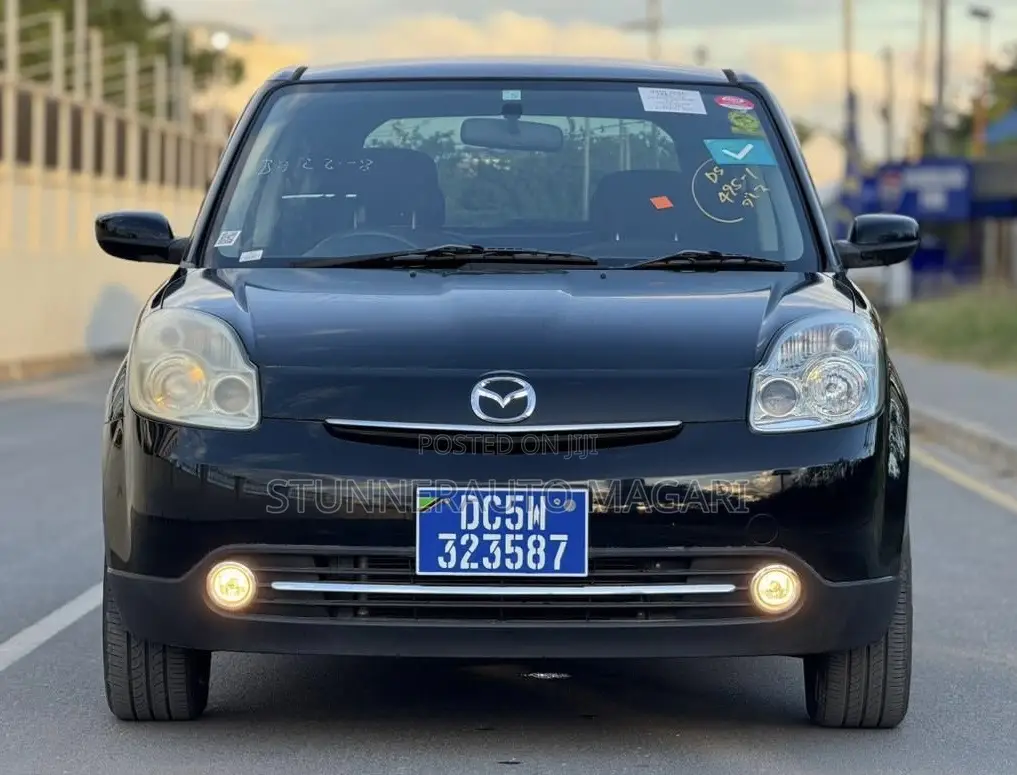 Mazda Verisa 2009 Black