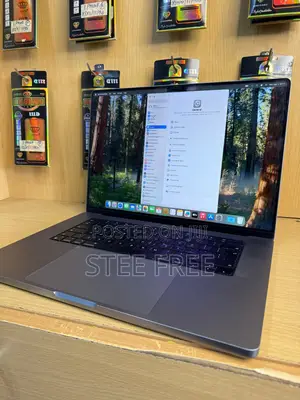 Laptop Apple MacBook Pro M1 16GB Apple M1 Pro SSD 1T
