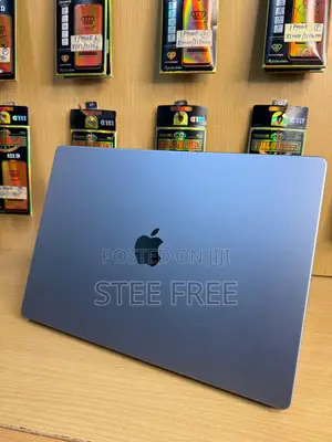 Laptop Apple MacBook Pro M1 16GB Apple M1 Pro SSD 1T