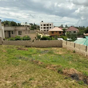 Plot for Sale at Salasala