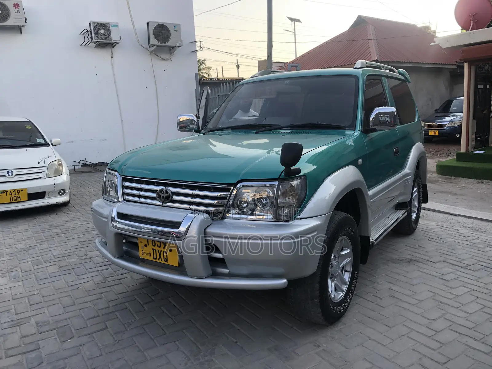 Toyota Land Cruiser Prado 2001 Green