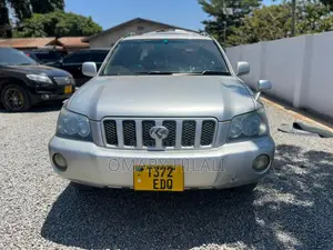 Toyota Kluger 2004 Silver
