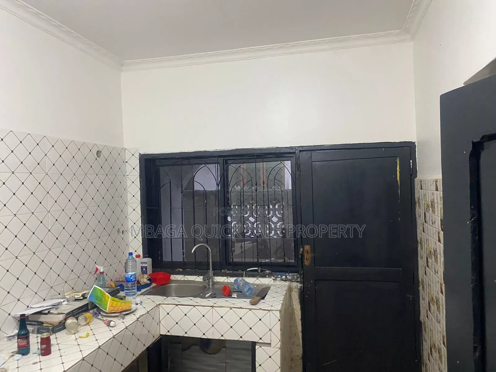 3bdrm House in Mikocheni for rent