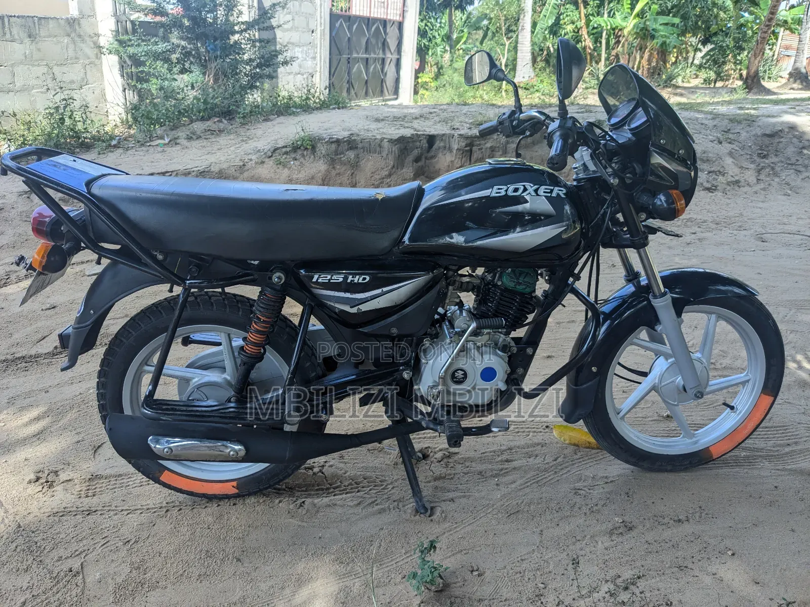Bajaj Boxer 125 2024 Black