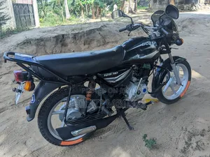 Bajaj Boxer 125 2024 Black