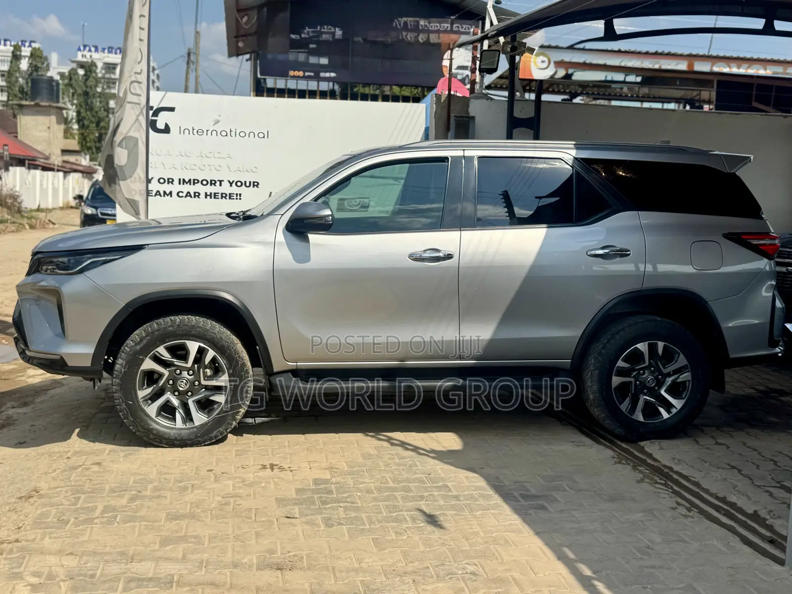 Toyota Fortuner 2.4 D AWD 2023 Silver