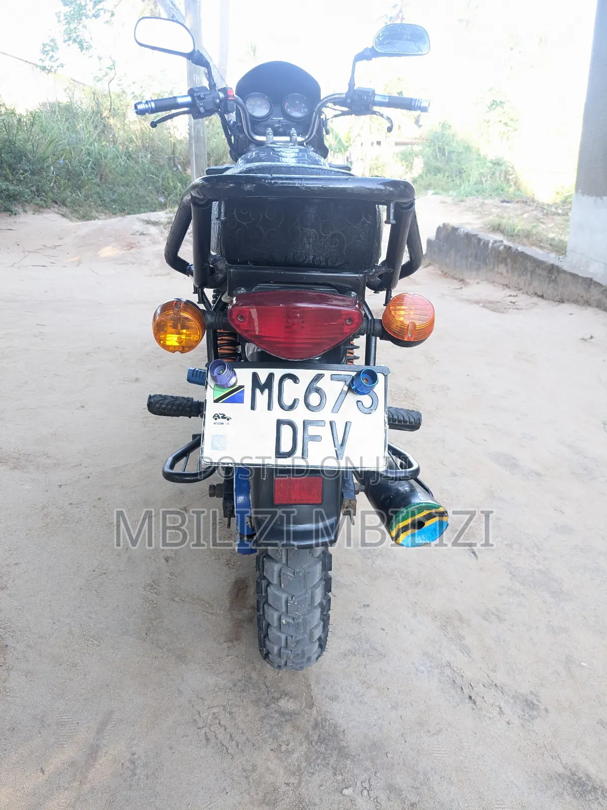 Bajaj Boxer X125 2024 Black