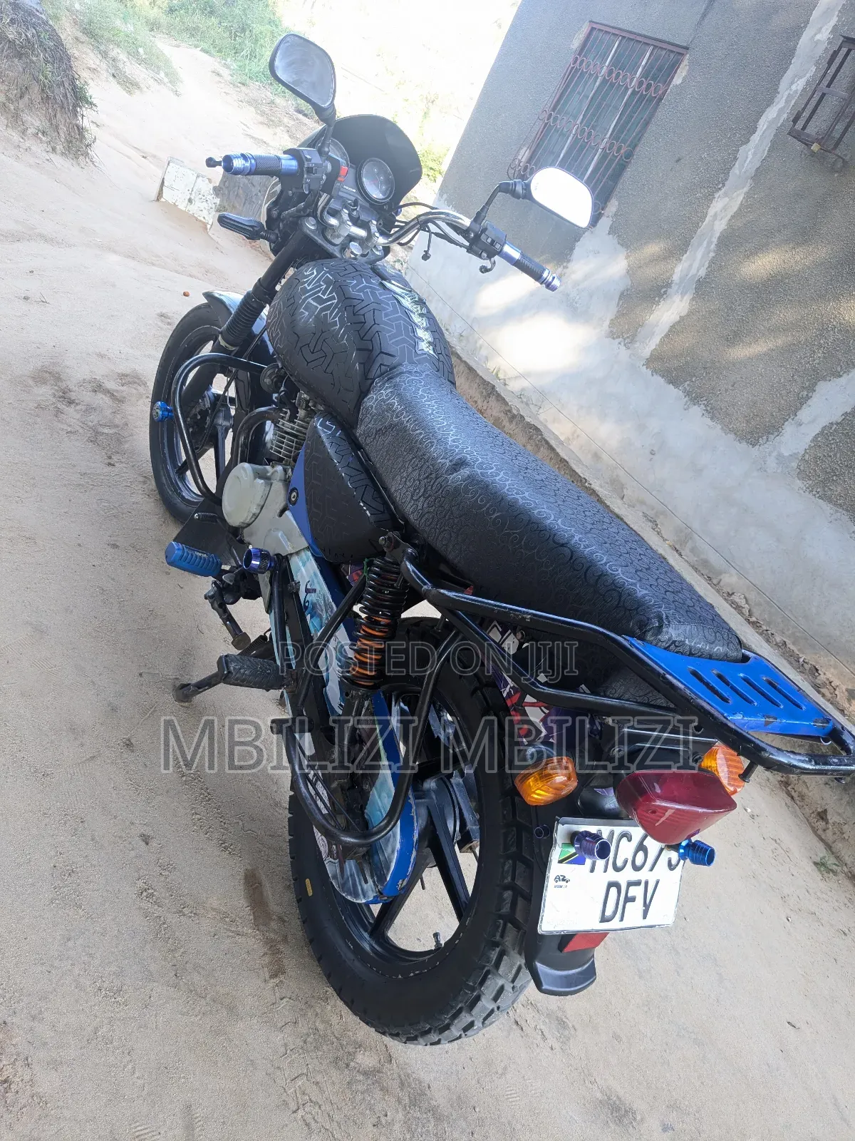 Bajaj Boxer X125 2024 Black