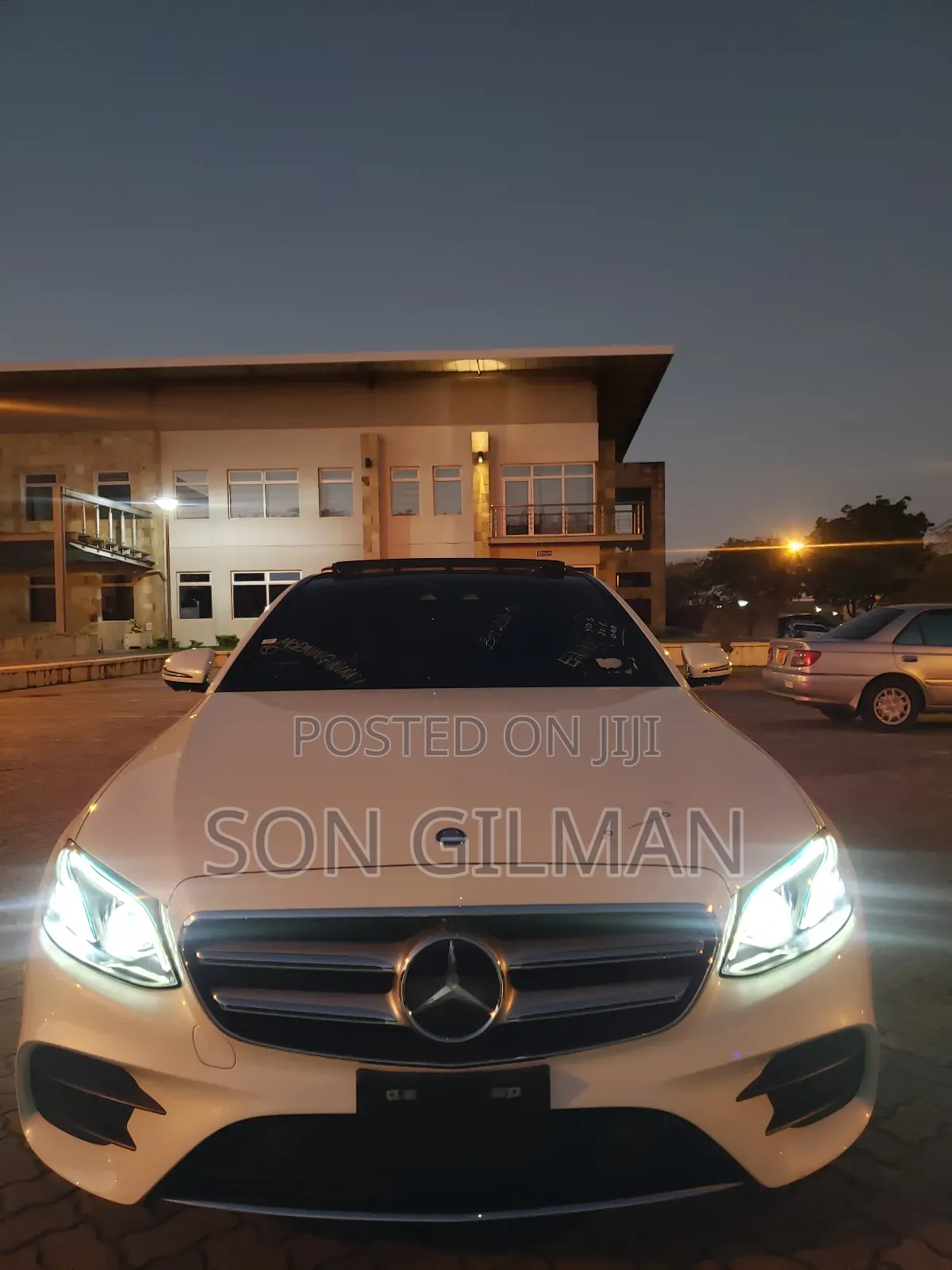 Mercedes-Benz E220 2017 White