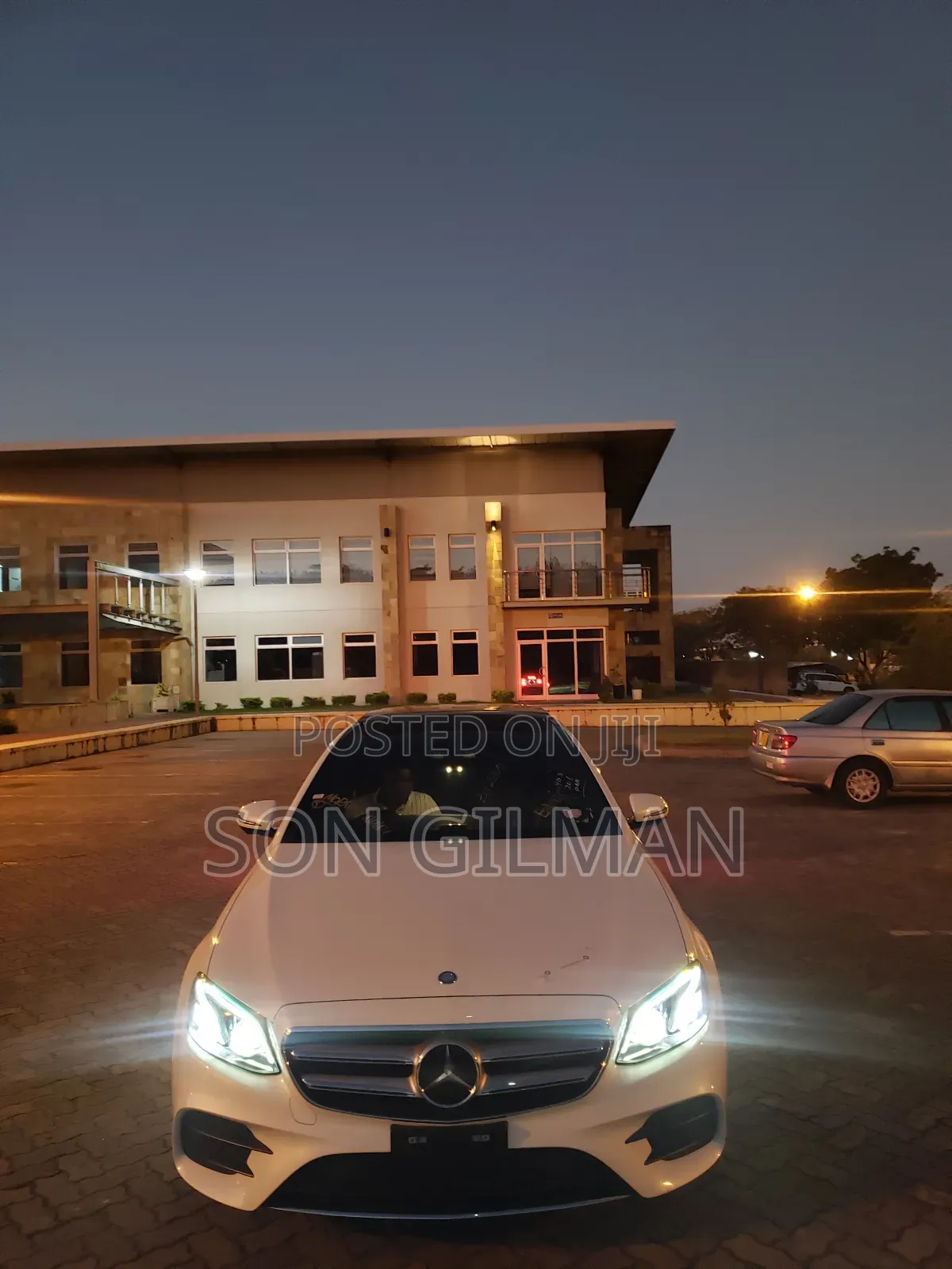 Mercedes-Benz E220 2017 White