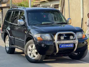 Mitsubishi Pajero 3.2 DI-D Elegance Long Automatic 2005 Black